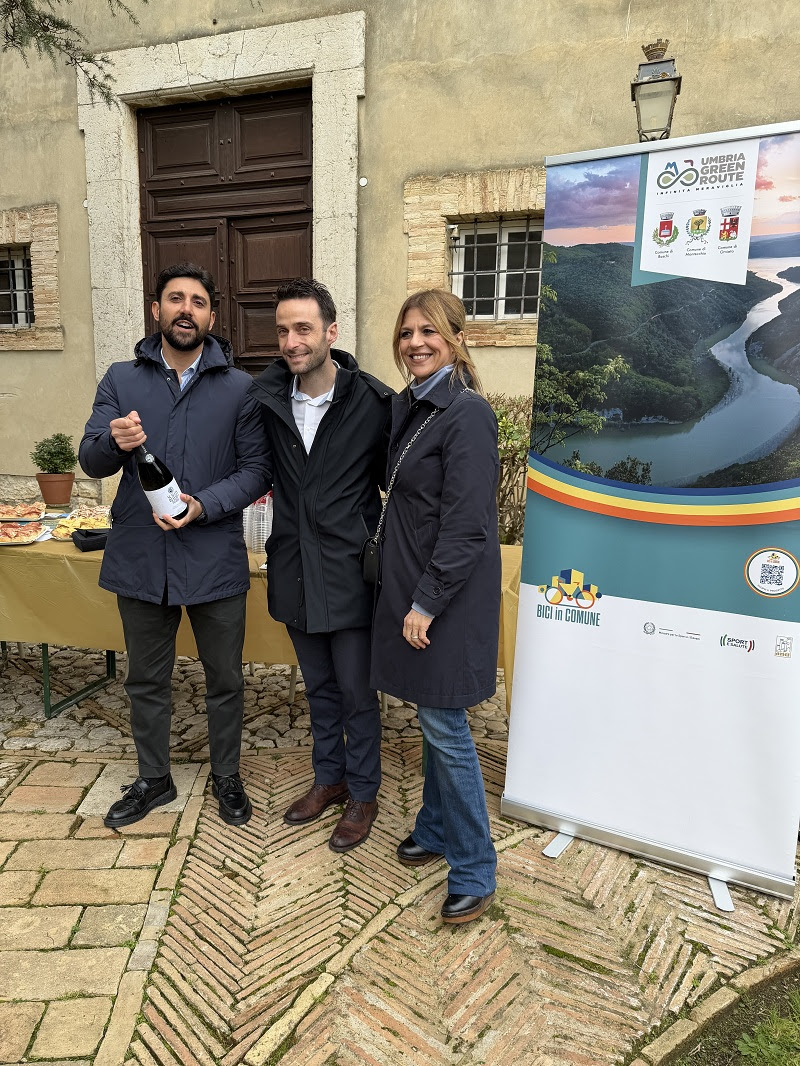 immagine notizia (ptn) Partita ufficialmente Umbria Green Route: 80 chilometri di cicloturismo fra Montecchio, Orvieto e Baschi, a Palazzo Ancajani di Tenaglie la presentazione